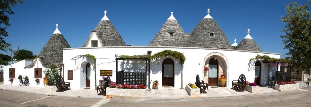 Bed And Breakfast Trulli San Leonardo อัลเบโรเบลโล ภายนอก รูปภาพ