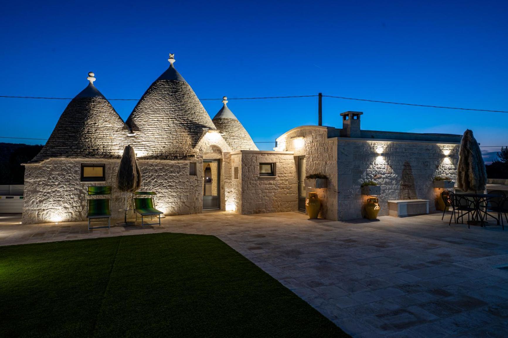 Bed And Breakfast Trulli San Leonardo อัลเบโรเบลโล ภายนอก รูปภาพ