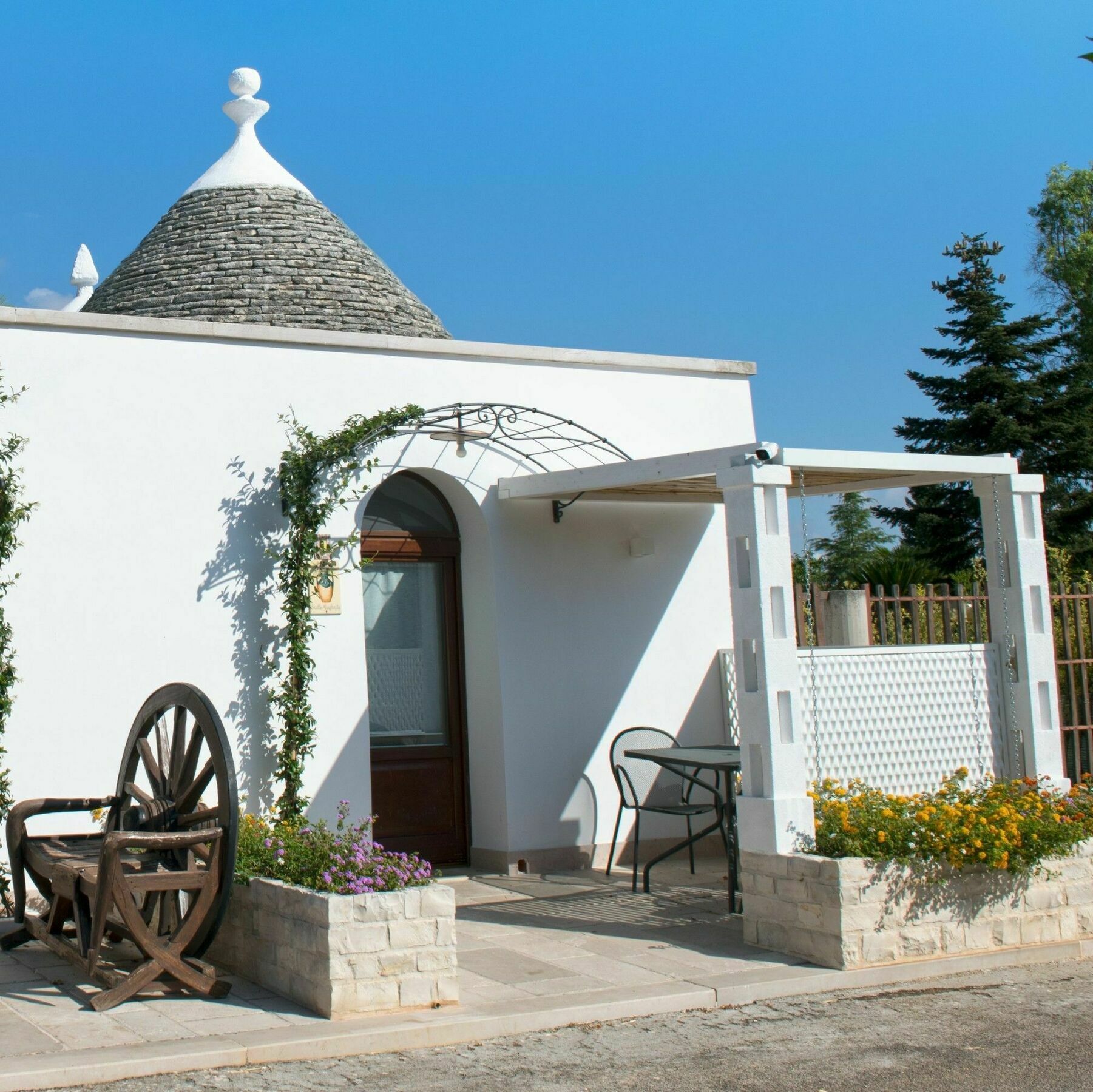 Bed And Breakfast Trulli San Leonardo อัลเบโรเบลโล ภายนอก รูปภาพ